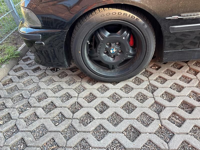 Gebraucht BMW 520 150 PS (110 kW) 1998 Schwarz Kombi