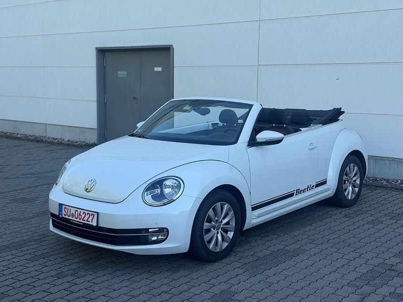 Gebraucht VW Beetle Cabriolet Design 105 PS (77 kW) 2014 Weiß Cabrio