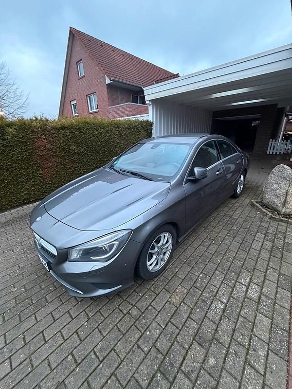 Gebraucht Mercedes CLA180 2014 Grau Limousine
