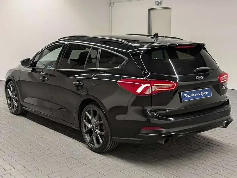 Gebraucht Ford Focus ST 280 PS (205 kW) 2019 Schwarz (iridiumschwarzmet.) Kombi