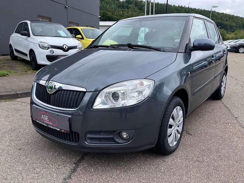 Grau Gebraucht 2008 Skoda Fabia Ambiente Kleinwagen | 2.999 € (Fairer Preis) - Bild 1/4