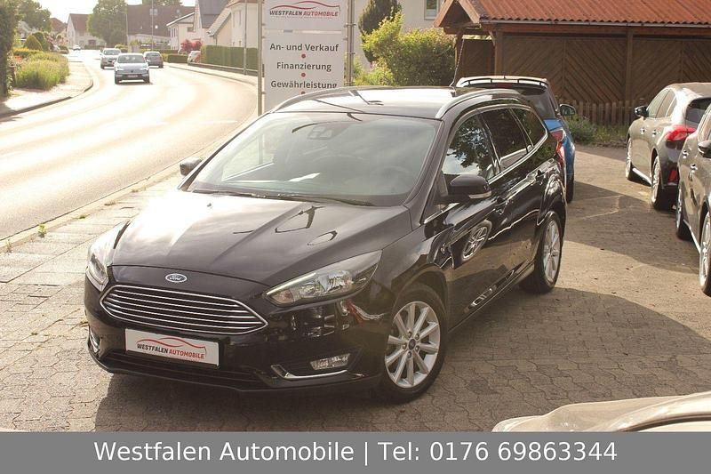 Schwarz Gebraucht 2016 Ford Focus Titanium Kombi | 11.990 € (Etwas zu teuer) - Bild 1/4