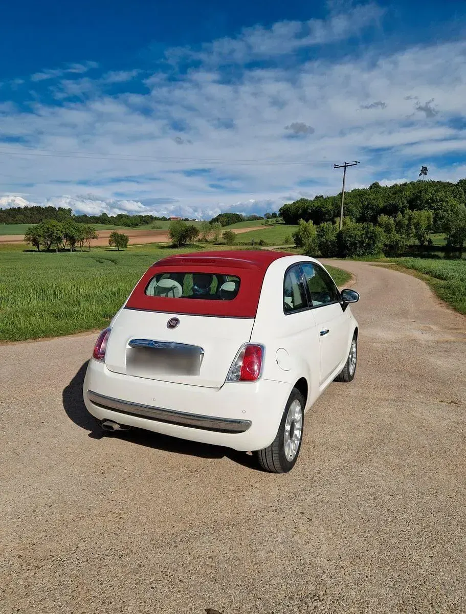 Gebraucht Fiat 500 Lounge 69 PS (50 kW) 2012 Weiß Cabrio