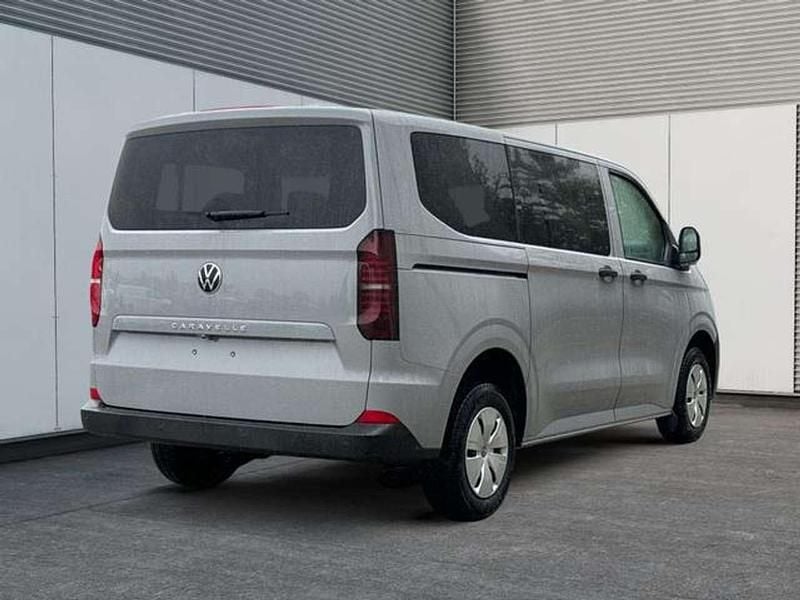Neu VW Caravelle 150 PS (110 kW) 2025 Stone grey Van / Kleinbus