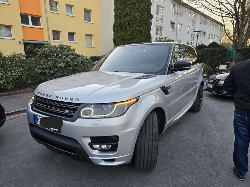 Grau Gebraucht 2018 Land Rover Range Rover Sport Autobiography SUV | 28.900 € (Guter Preis) - Bild 1/4
