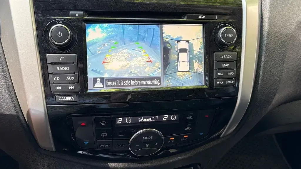 Gebraucht Renault Alaskan Intens 190 PS (139 kW) 2017 Silber Pickup