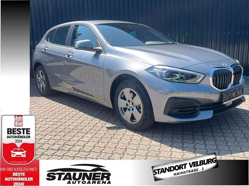 Skyscrapergraumetallic Gebraucht 2024 BMW 116 Kleinwagen | 20.980 € (Guter Preis) - Bild 1/4