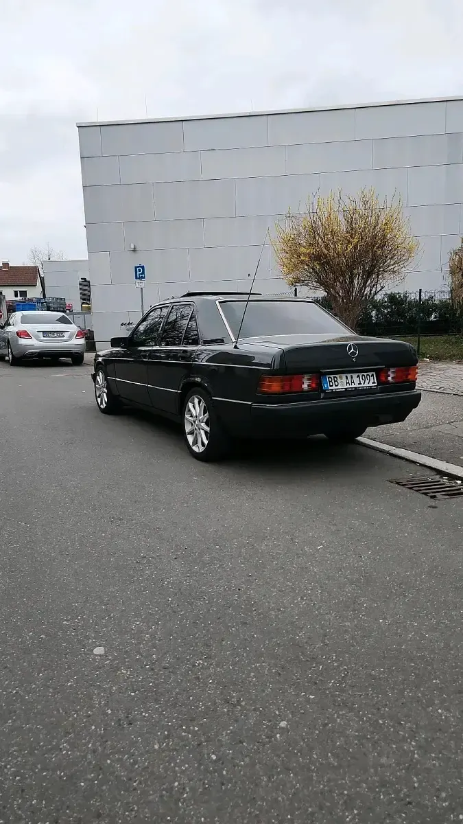 Gebraucht Mercedes 190 Sportline 1992 Schwarz Limousine