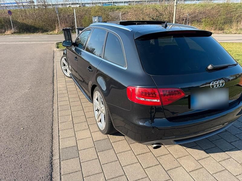 Gebraucht Audi A4 S-Line 190 PS (139 kW) 2010 Schwarz Kombi