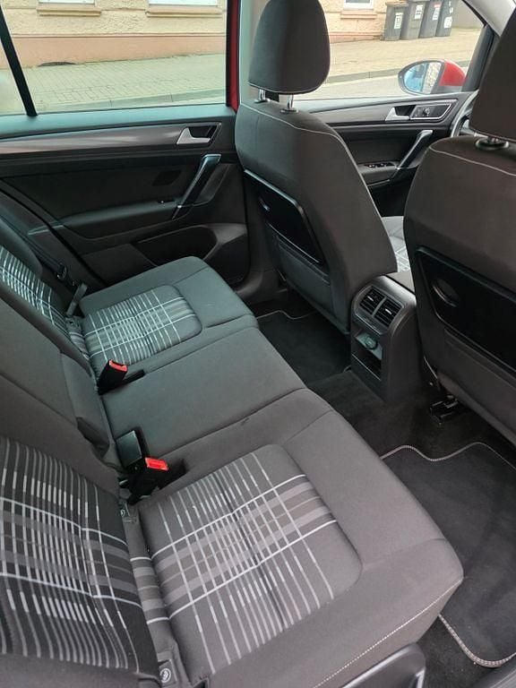 Gebraucht VW Golf VII Comfortline 110 PS (80 kW) 2015 Limousine