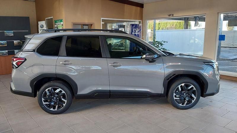 Neu Subaru Forester Active 136 PS (100 kW) 2026 Grau SUV