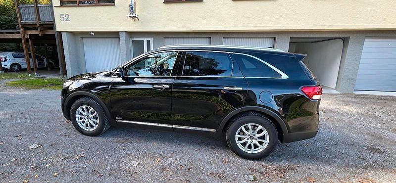 Schwarz Gebraucht 2016 Kia Sorento 2 SUV | 14.444 € (Superpreis) - Bild 1/4