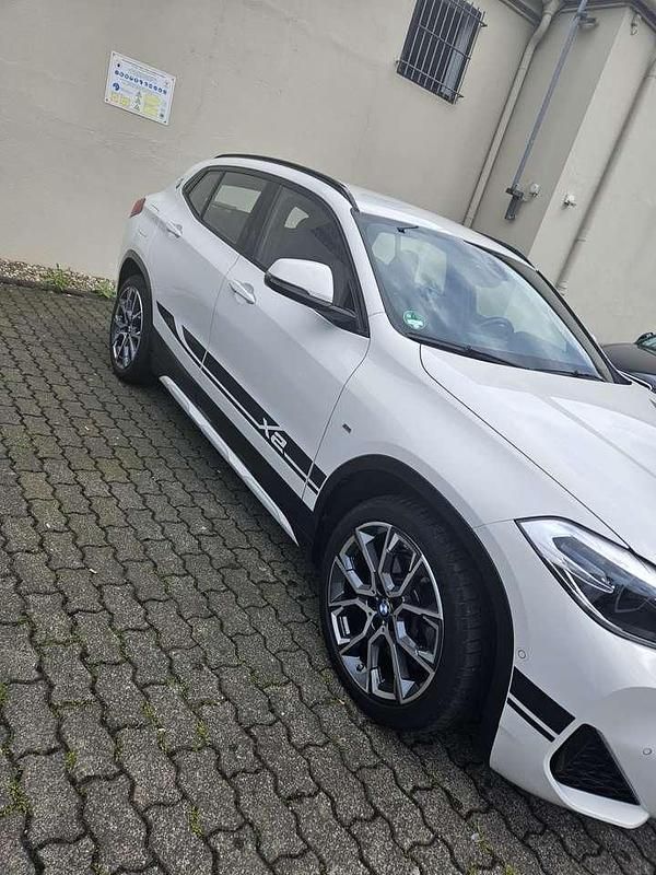 Gebraucht 2021 BMW X2 SUV | 28.900 € (Teuer) - Bild 1/4
