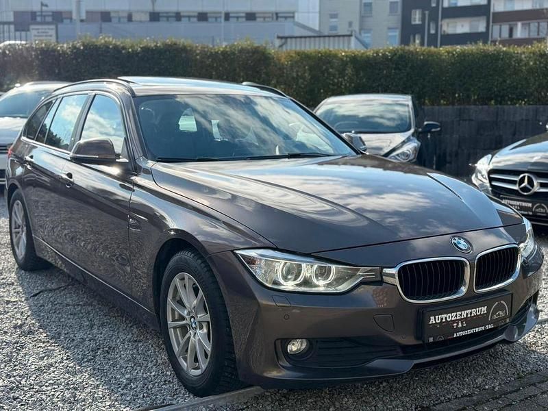 Gebraucht BMW 320 184 PS (135 kW) 2014 Braun Kombi