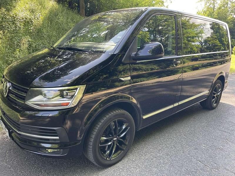 Schwarz Gebraucht 2017 VW T6 Generation Six Van | 33.900 € (Fairer Preis) - Bild 1/4