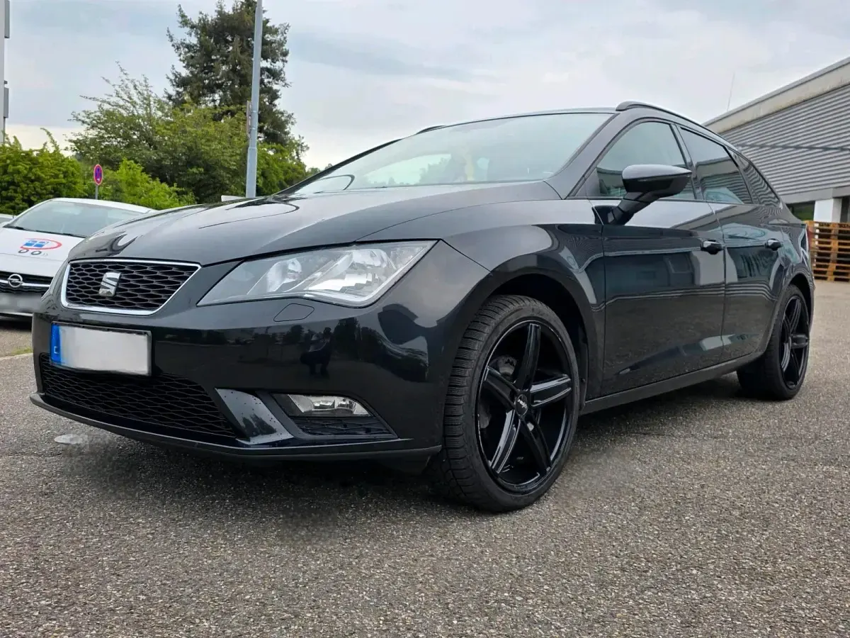 Gebraucht Seat Leon 105 PS (77 kW) 2014 Schwarz Kombi
