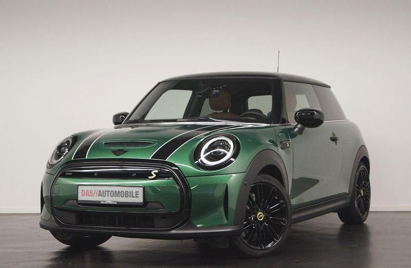 Grün Gebraucht 2023 Mini Cooper SE Kleinwagen | 24.900 € (Teuer) - Bild 1/4