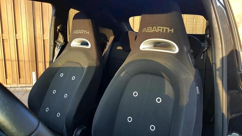 Usata Abarth 595C 145 CV (106 kW) 2019 Nero Cabrio