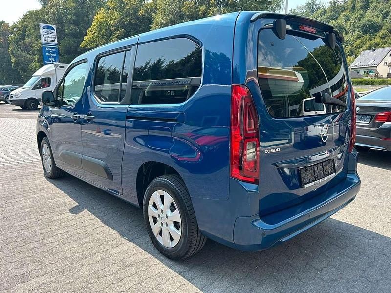 Gebraucht Opel Combo Life Elegance 131 PS (96 kW) 2023 Blau Kombi