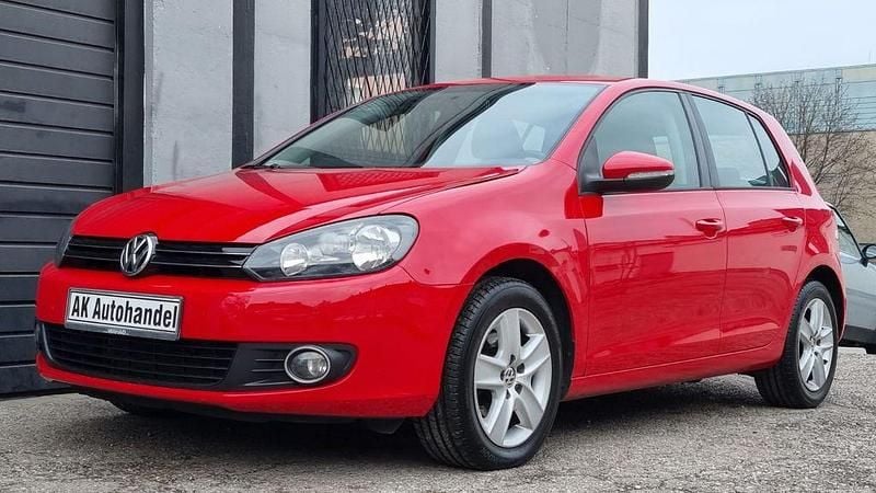 Rot Gebraucht 2010 VW Golf VI Comfortline Kleinwagen | 4.690 € (Guter Preis) - Bild 1/4