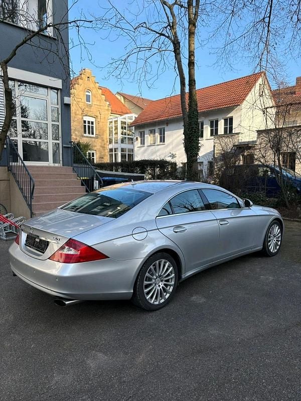 Gebraucht Mercedes CLS350 299 PS (219 kW) 2006 Silber Limousine