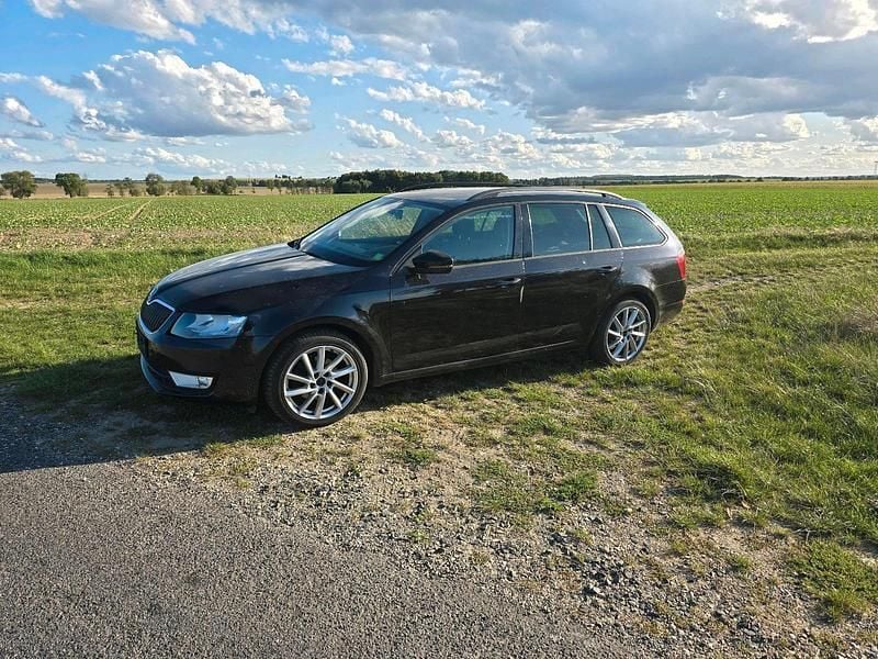 Gebraucht 2017 Skoda Octavia Kombi | 10.000 € (Superpreis) - Bild 1/4