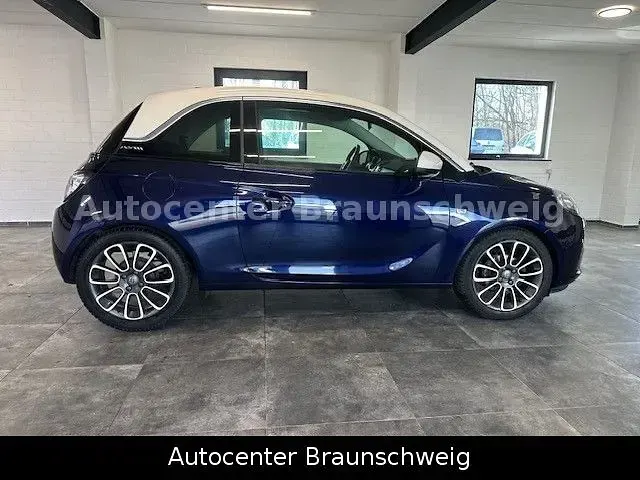 Używany Opel Adam Glam 69 KM (50 kW) 2017 Niebieski Hatchback