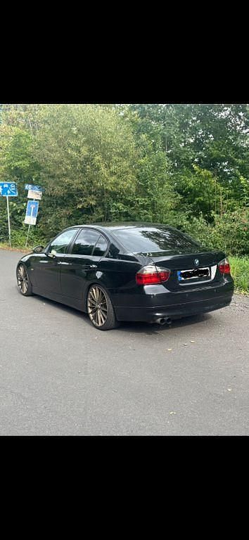 Gebraucht BMW 320 Performance 163 PS (119 kW) 2006 Schwarz Limousine