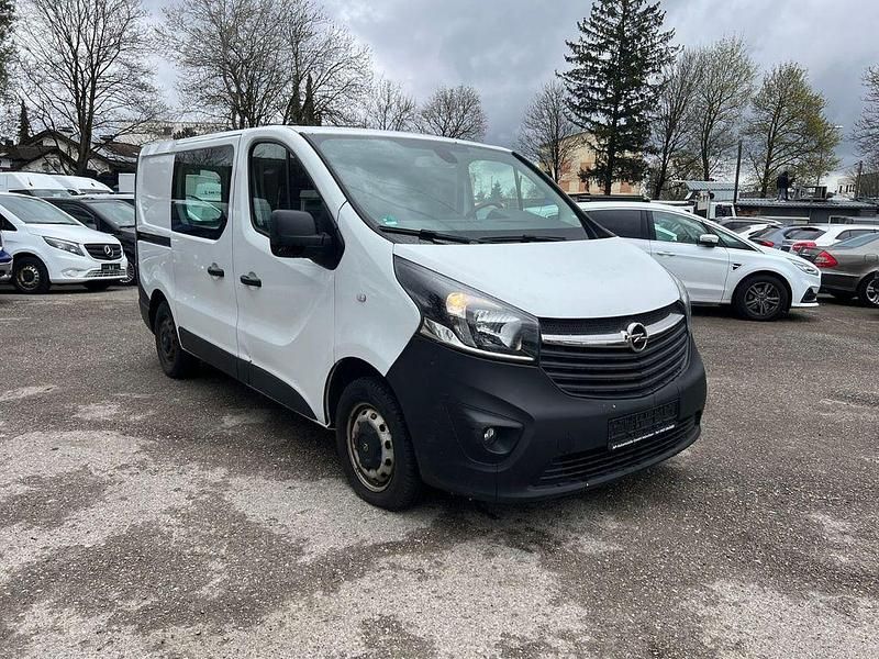 Gebraucht Opel Vivaro 116 PS (85 kW) 2016 Weiß Van / Kleinbus