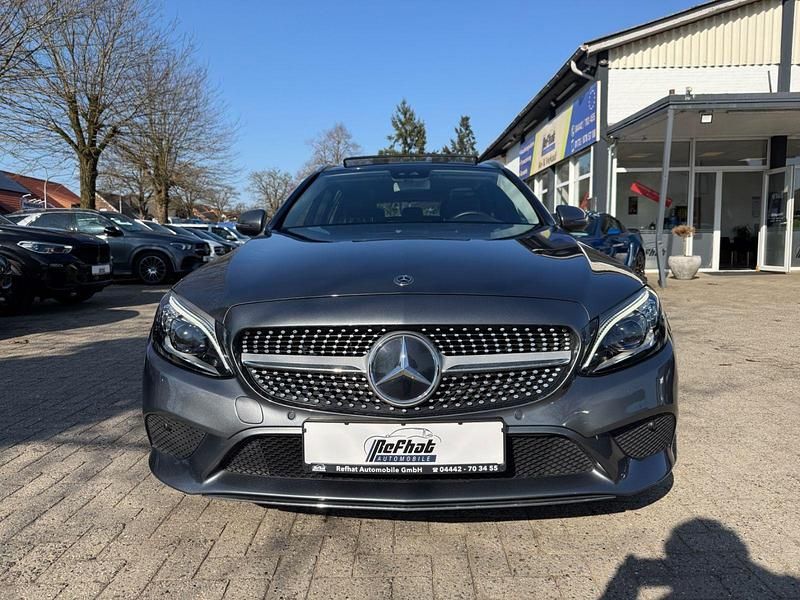 Gebraucht Mercedes C200 150 PS (110 kW) 2018 Grau Kombi