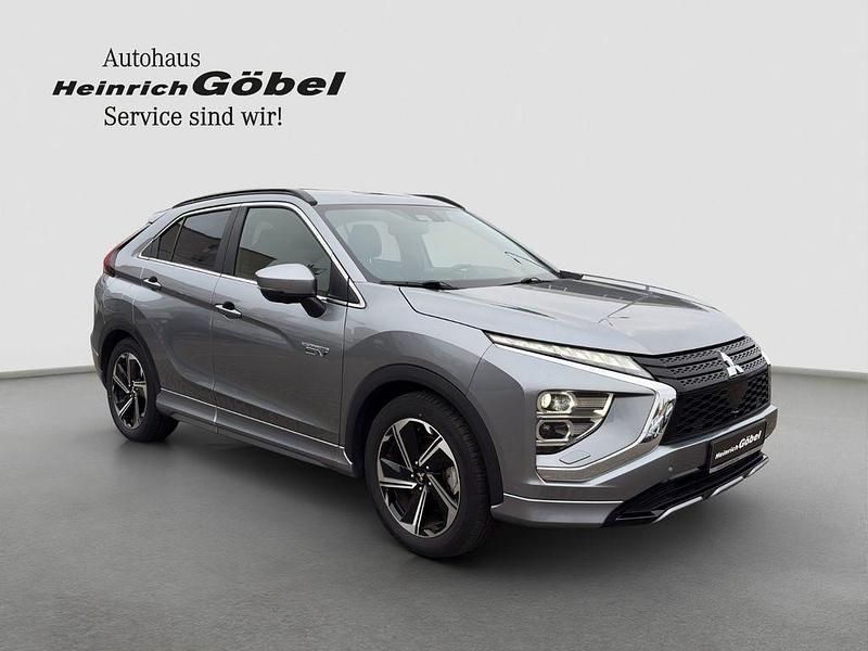 Gebraucht Mitsubishi Eclipse Cross Plus 188 PS (138 kW) 2022 Schwarz SUV