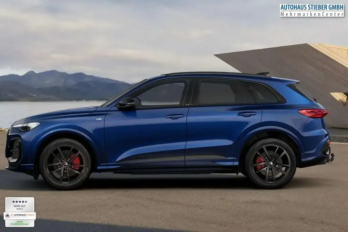 Neu Audi Q5 S-Line 299 PS (219 kW) 2026 Navarrablau metallic SUV