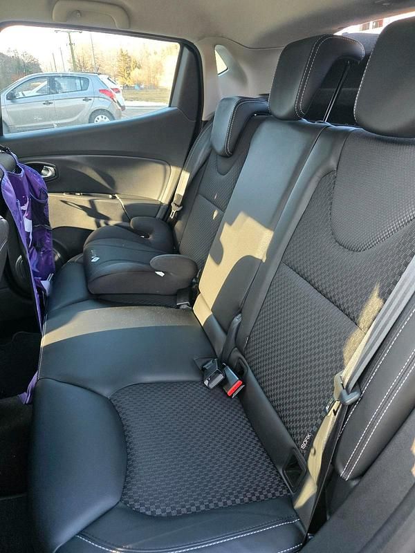 Gebraucht Renault Clio V 90 PS (66 kW) 2019 Schwarz Kleinwagen