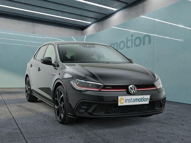 Schwarz Gebraucht 2024 VW Polo Beats Limousine | 31.100 € (Teuer) - Bild 1/2