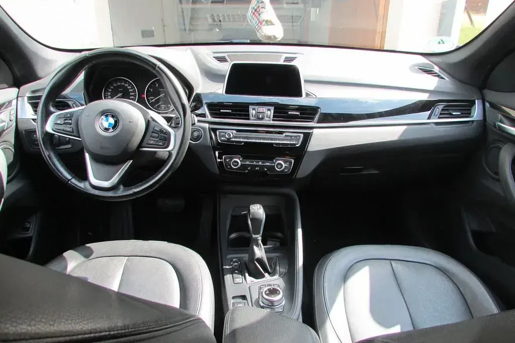 Gebraucht BMW X1 Advantage 190 PS (139 kW) 2017 Schwarz SUV