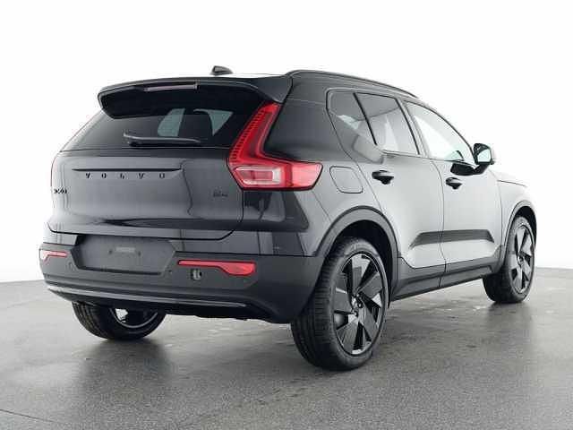 Gebraucht Volvo XC40 145 PS (106 kW) 2025 SUV