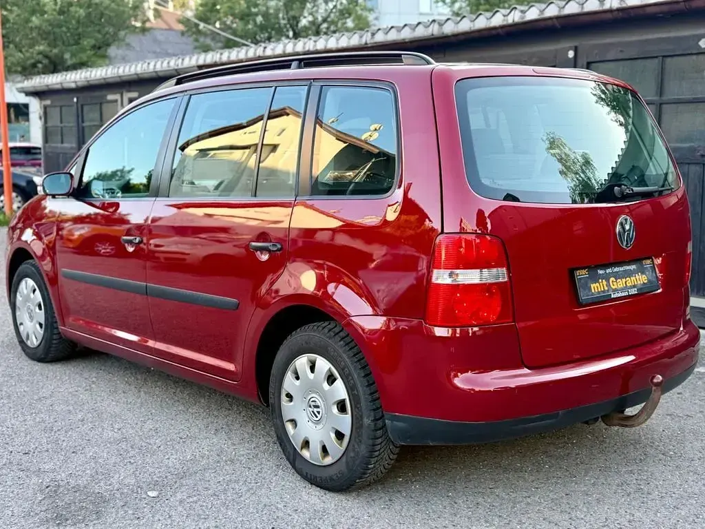 Gebraucht VW Touran 105 PS (77 kW) 2004 Rot Van / Kleinbus