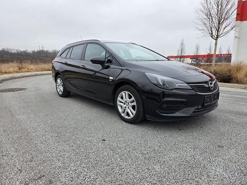 Gebraucht Opel Astra Basis 110 PS (80 kW) 2020 Schwarzmetallic Kombi