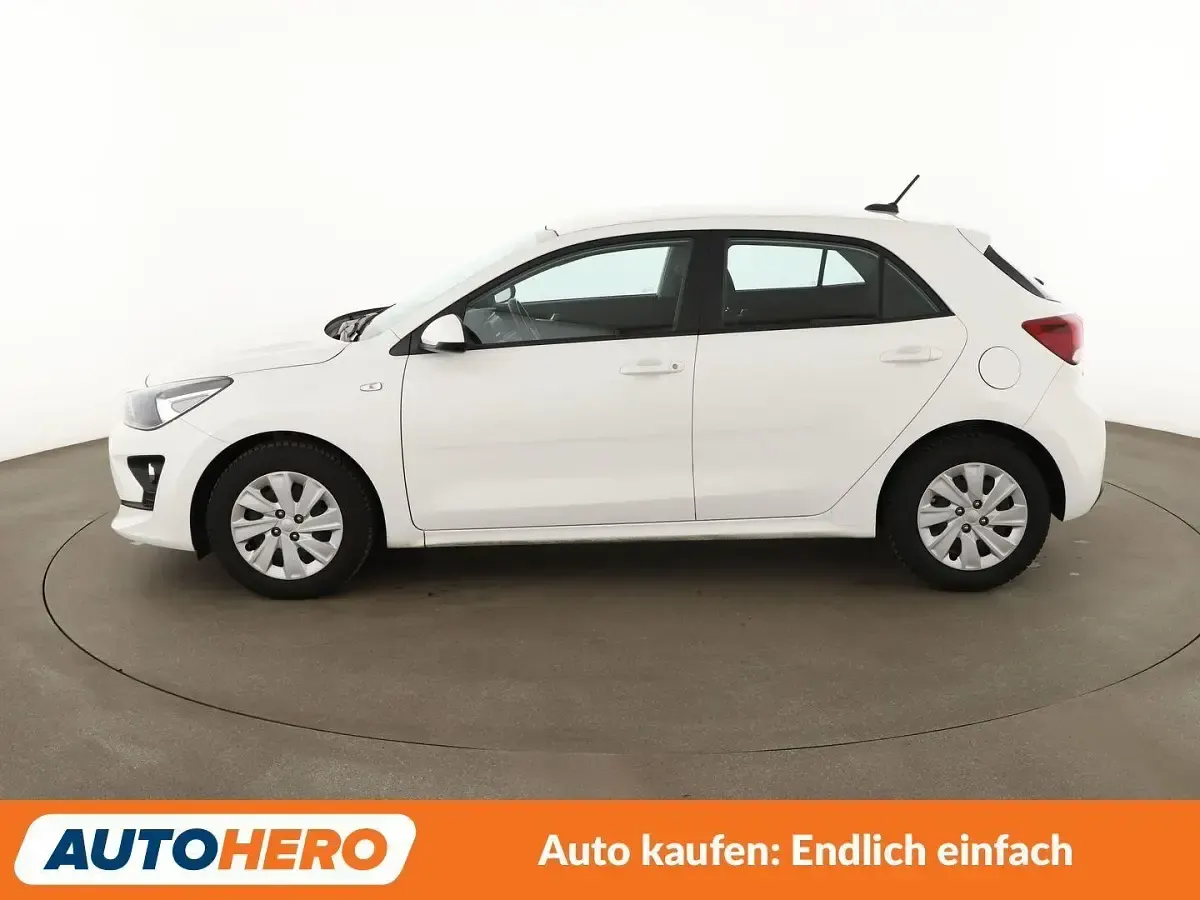 Gebraucht Kia Rio Edition 7 84 PS (61 kW) 2023 Weiß Kleinwagen