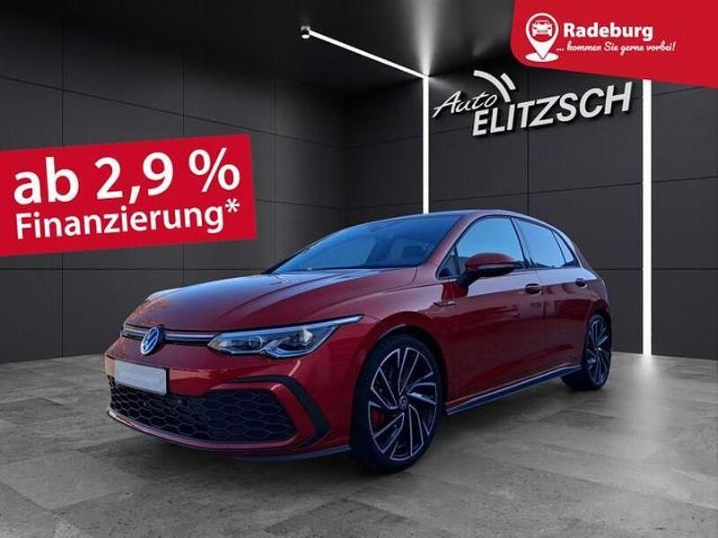 Kings red metallic Gebraucht 2023 VW Golf VIII GTI Limousine | 32.340 € (Fairer Preis) - Bild 1/4