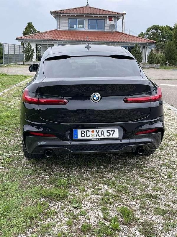 Gebraucht BMW X4 M Sport 190 PS (139 kW) 2020 Schwarz SUV