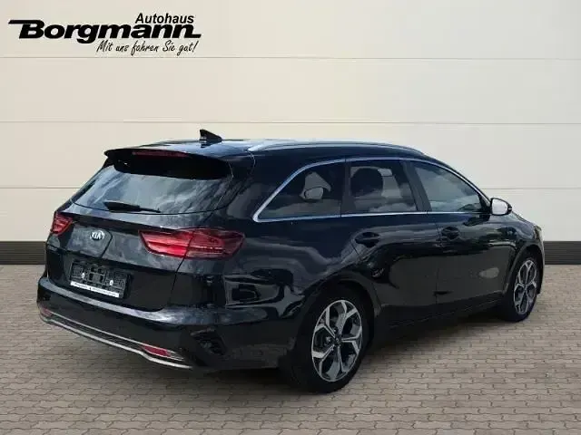 Gebraucht Kia Ceed Sportswagon Platinum Edition 140 PS (102 kW) 2019 (1k) zilinaschwarz met. Kombi