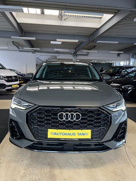 Gebraucht Audi Q3 Sportback S-Line 150 PS (110 kW) 2021 Grau SUV