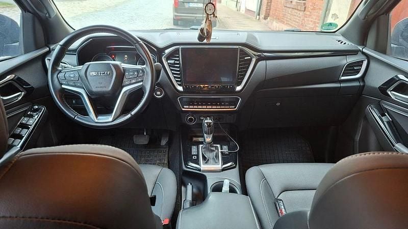 Gebraucht Isuzu D-Max 163 PS (119 kW) 2021 Blau Pickup