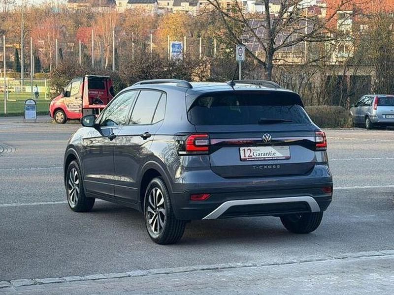 Gebraucht VW T-Cross Active 95 PS (69 kW) 2022 Grau SUV