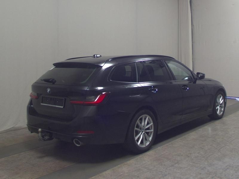 Gebraucht BMW 320 Shadowline 190 PS (139 kW) 2022 Schwarz Kombi