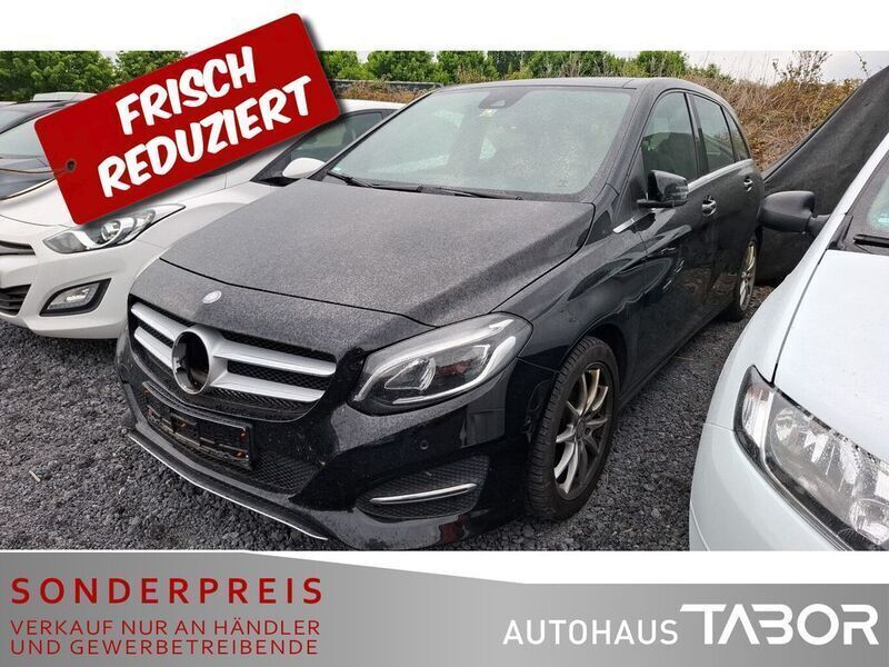 Kosmosschwarz metalliclack Gebraucht 2014 Mercedes B200 Urban Van / Kleinbus | 9.985 € (Guter Preis) - Bild 1/2