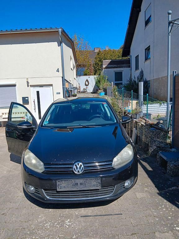 Gebraucht VW Golf VI Style 86 PS (63 kW) 2011 Schwarz Kleinwagen