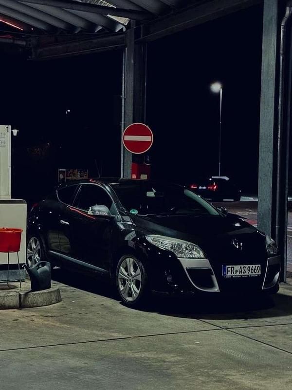 Gebraucht Renault Mégane Coupé Dynamique 110 PS (80 kW) 2009 Coupé