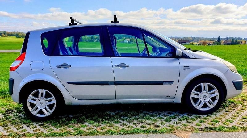 Silber Gebraucht 2006 Renault Scénic II Van / Kleinbus | 500 € (Superpreis) - Bild 1/4